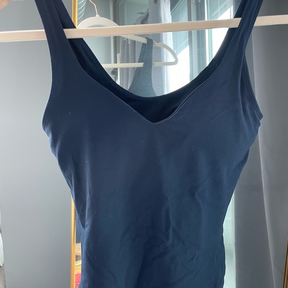 Lululemon Align tank top size 8 in navy